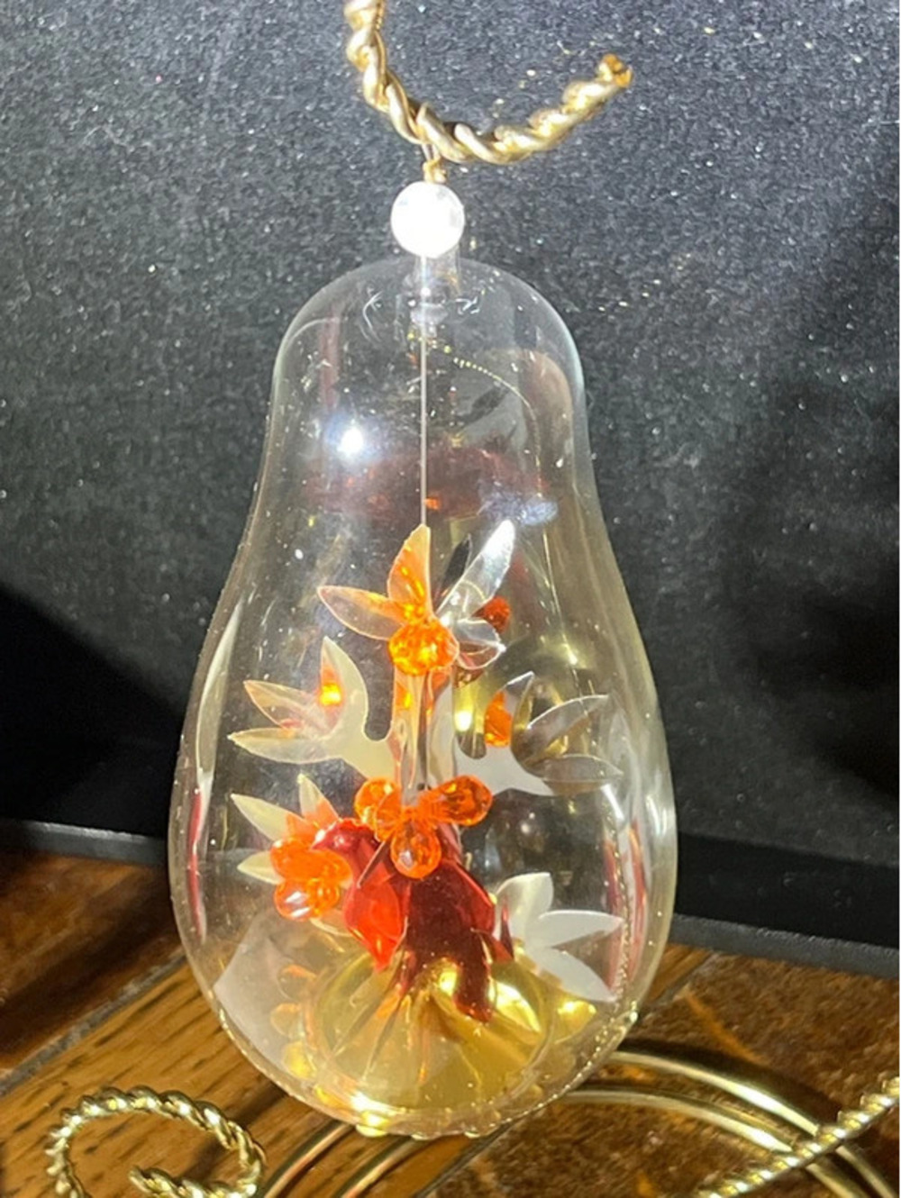 Resl Lenz "Partridge in a Pear Tree" Christmas ornament ( Stand not included)
